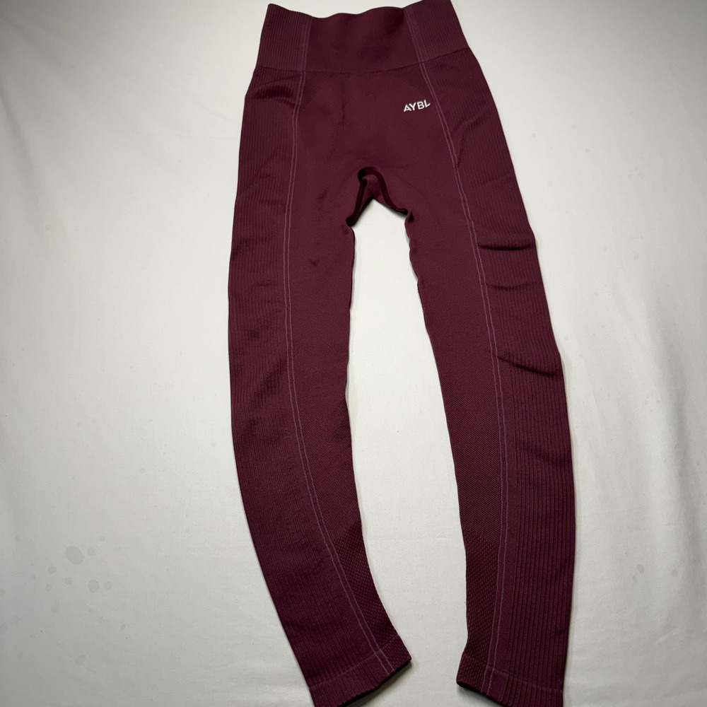 AYBL Motion Seamless Leggings Small Plum Maroon High Waisted Ribbed Activewear